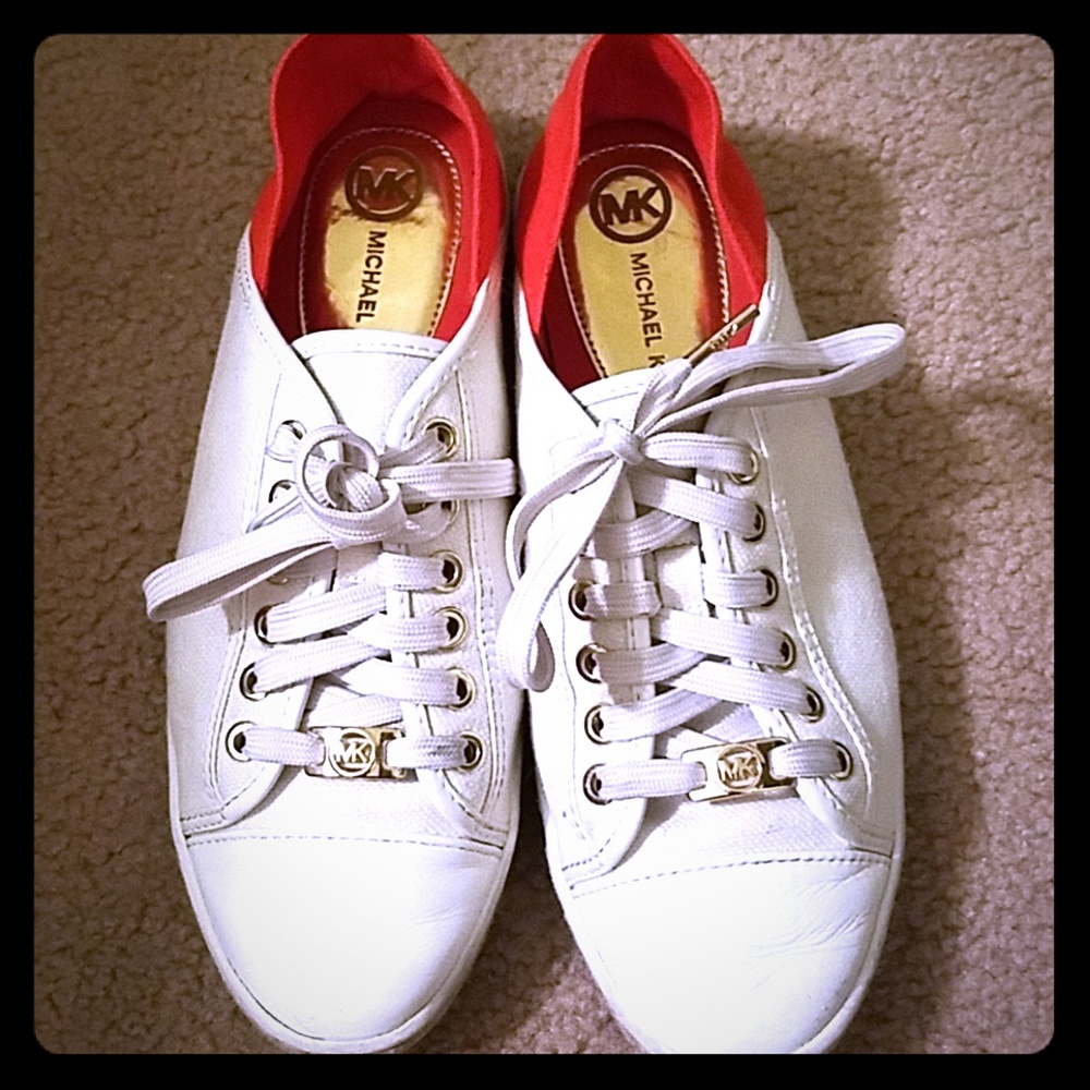 Cute and comfy Michael Kors tennis shoes